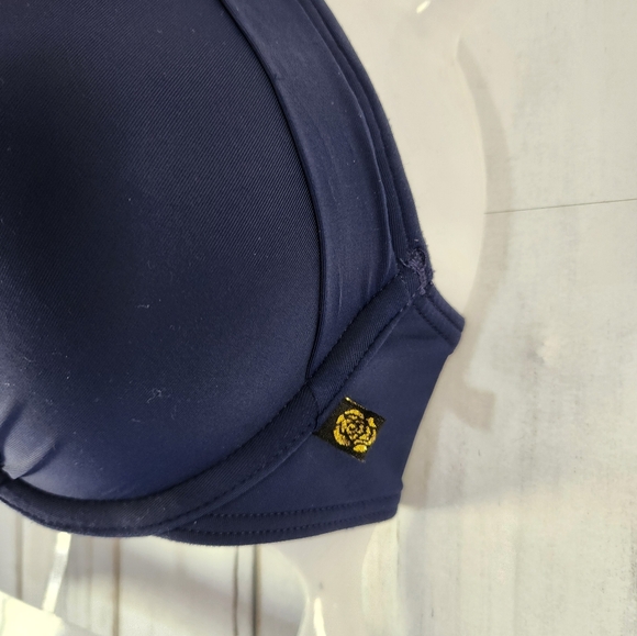 NWOT LA Vie en Rose Bikini Top sz xs - Picture 2 of 9